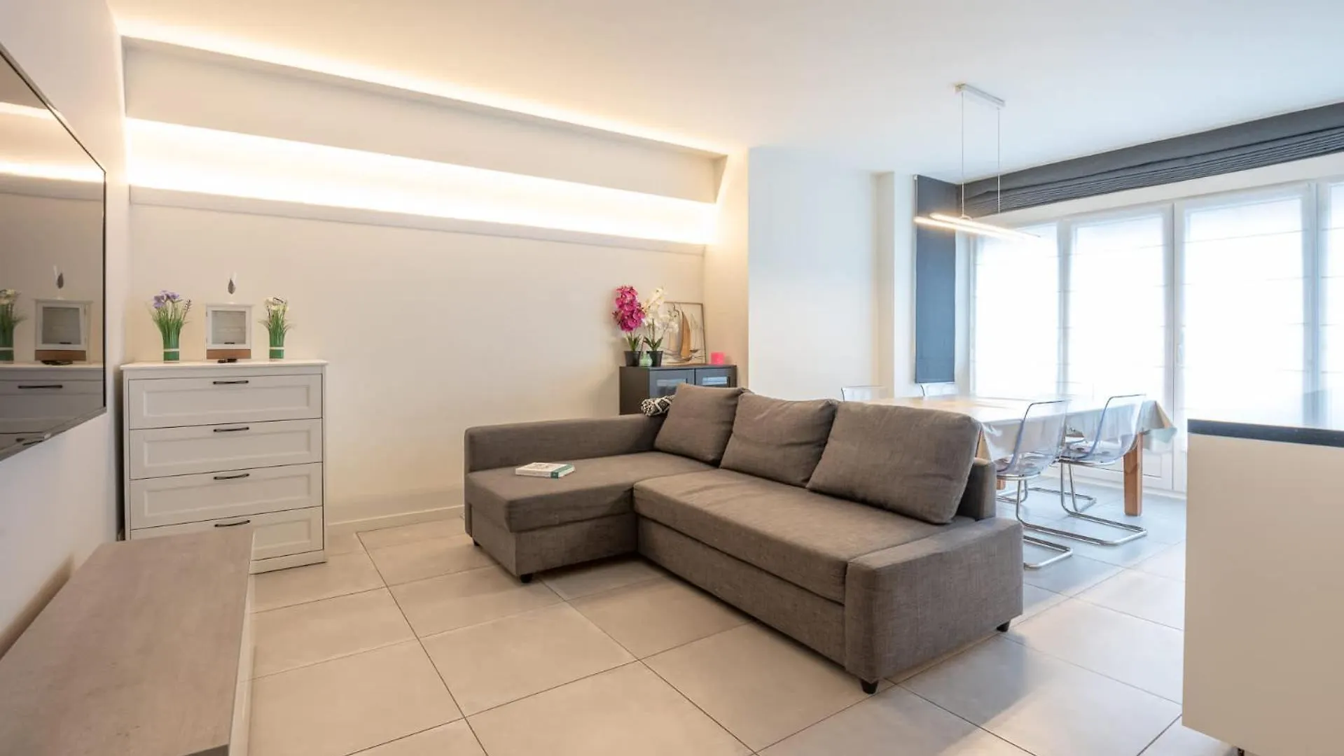 Amazing Apartment For 8 With Parking Space location